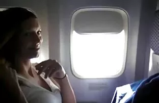 Dos MILFS entran en A porno smateur latino ,,,