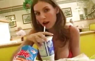 Kelly toma sexo amateur latino el pene en cada agujero