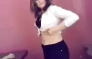 chica chupa en el coche delante de porni amateur latino todos