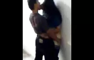 Grande tit bbw atado y enseñado amateur latino xxx una lección